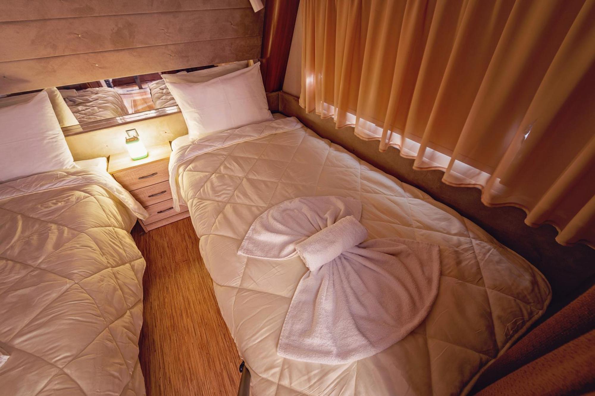 Hotel Каравани Avi Iris Фичоза Warna Zewnętrze zdjęcie
